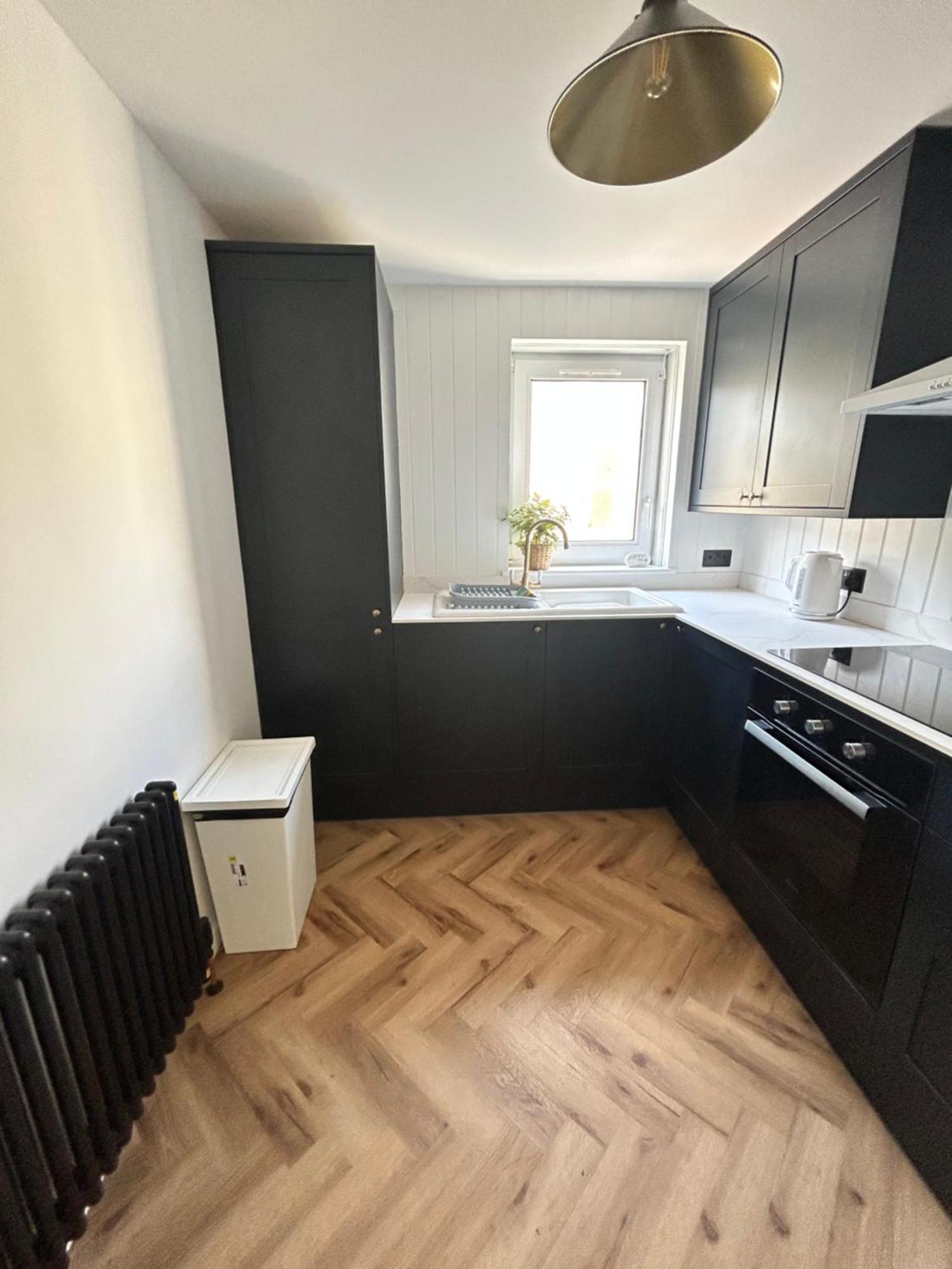Harbour Apartment Сийтън Екстериор снимка